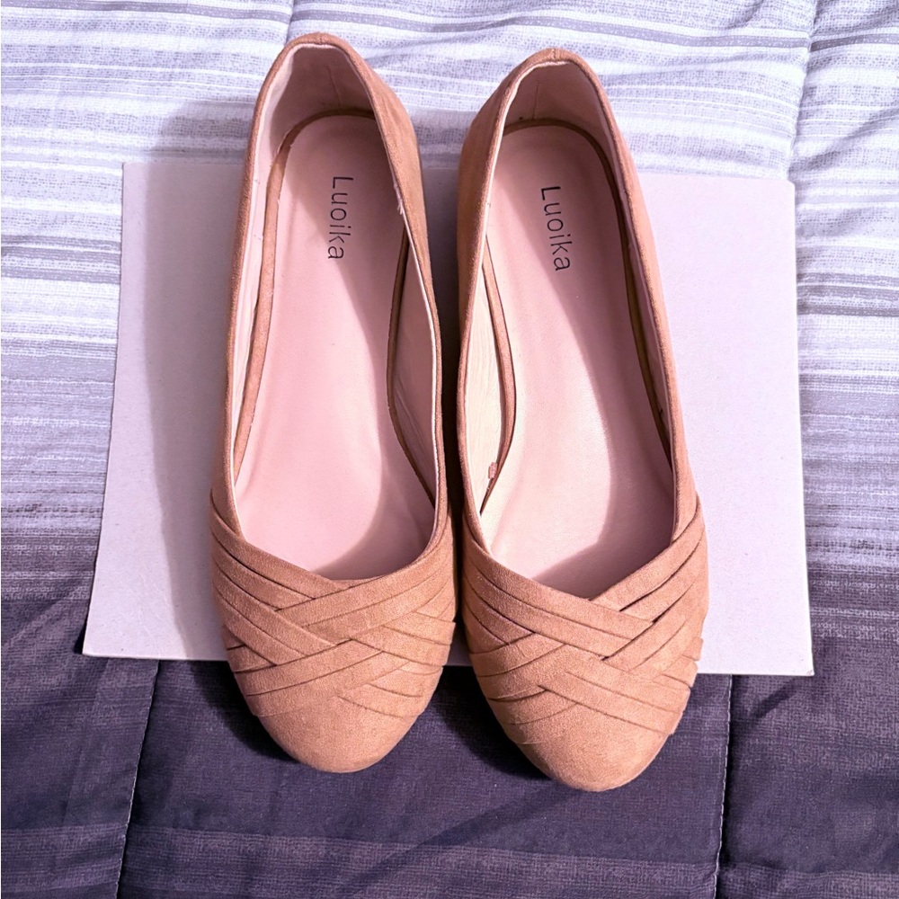 Tan Flats with Woven Design and Rounded Toe